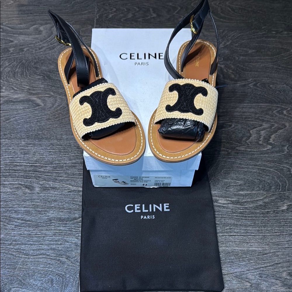 Like new 🆕 Designer-inspired Black and Cream Sandals